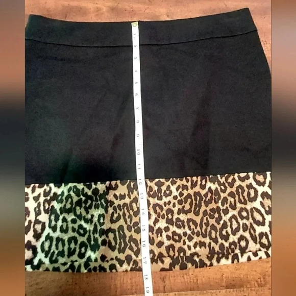 Banana Republic Black Leopard Pencil Mini Skirt Size 12 Red Zipper Lined NWT - Picture 9 of 11